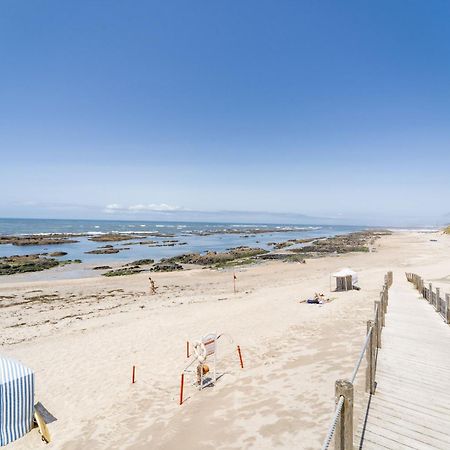 Beach Flat By House And People Виана-ду-Каштелу Экстерьер фото