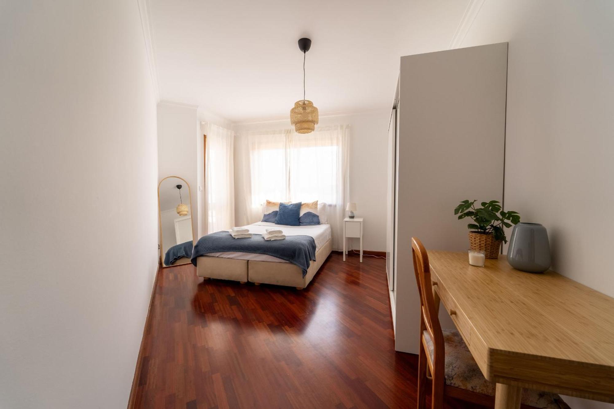 Beach Flat By House And People Виана-ду-Каштелу Экстерьер фото